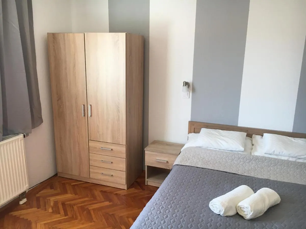 Nana Apartmanhaz Hajduszoboszlo